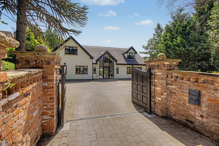 Images for Chester Road, Woodford EAID:Richard Lowth BID:Richard Lowth & Co Estate Agents