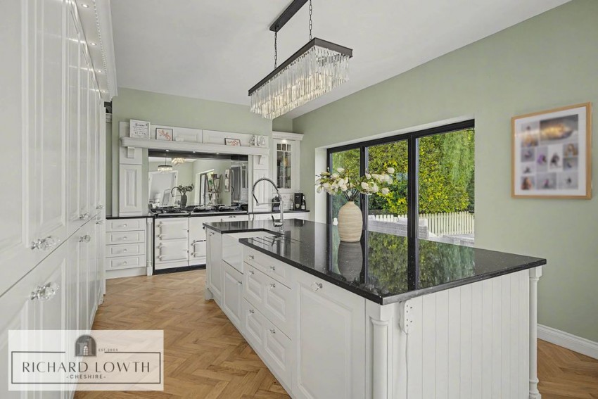 Images for Chester Road, Woodford EAID:Richard Lowth BID:Richard Lowth & Co Estate Agents