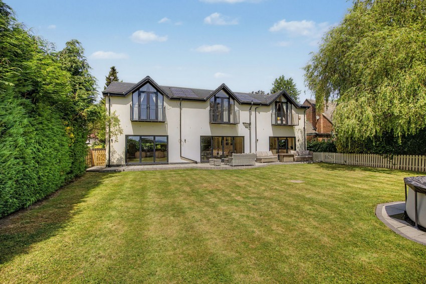 Images for Chester Road, Woodford EAID:Richard Lowth BID:Richard Lowth & Co Estate Agents