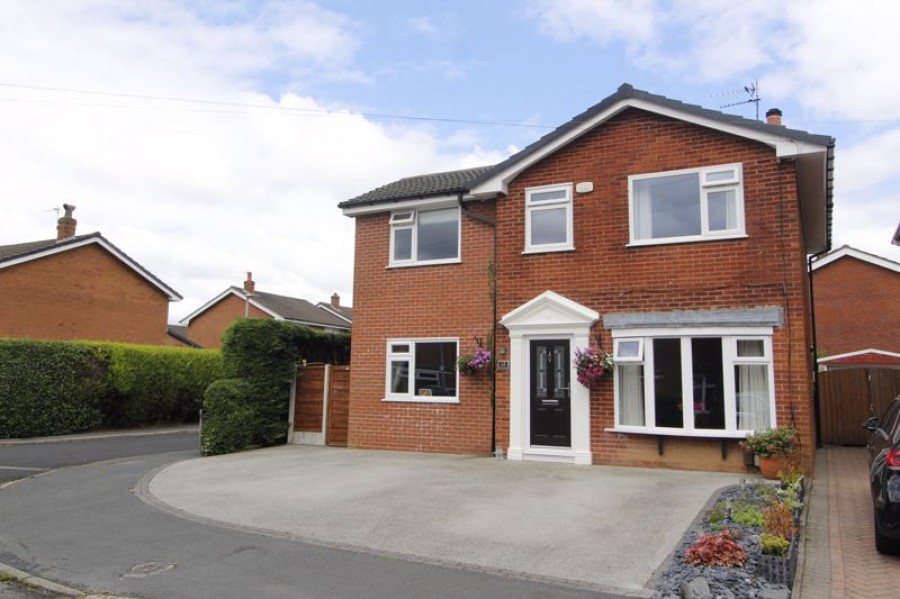 Images for Mallard Crescent, Poynton EAID:Richard Lowth BID:Richard Lowth & Co Estate Agents