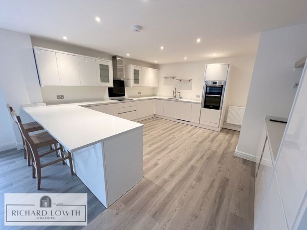 View Full Details for Park Lane, Poynton - EAID:Richard Lowth, BID:Richard Lowth & Co