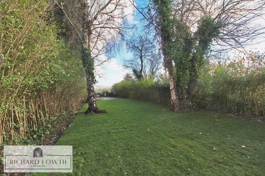 Images for Woodford Road, Poynton EAID:Richard Lowth BID:Richard Lowth & Co