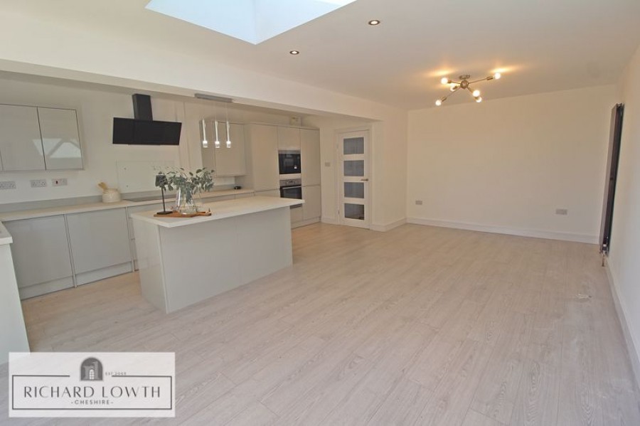 Images for Woodford Road, Poynton EAID:Richard Lowth BID:Richard Lowth & Co