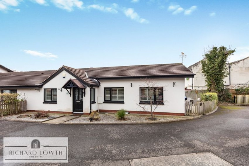 Images for Lyme View Place, Poynton EAID:Richard Lowth BID:Richard Lowth & Co
