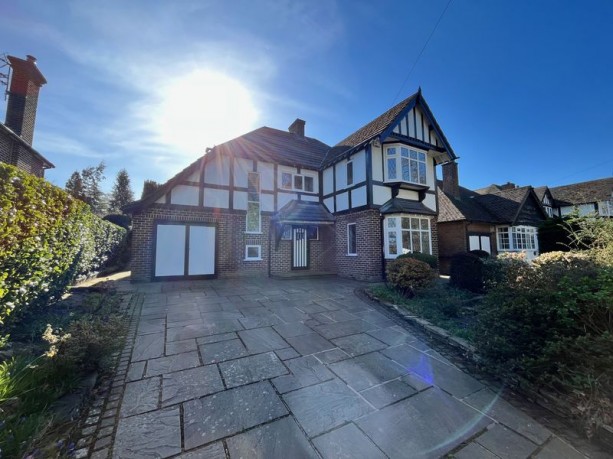 View Full Details for London Road North, Poynton - EAID:Richard Lowth, BID:Richard Lowth & Co