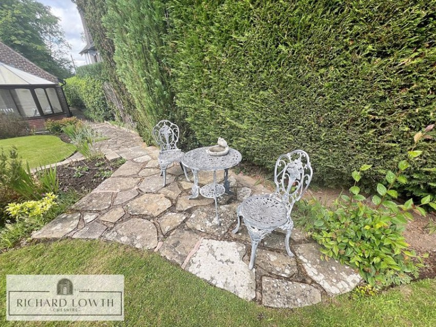 Images for London Road North, Poynton EAID:Richard Lowth BID:Richard Lowth & Co