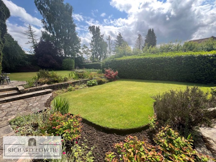 Images for London Road North, Poynton EAID:Richard Lowth BID:Richard Lowth & Co