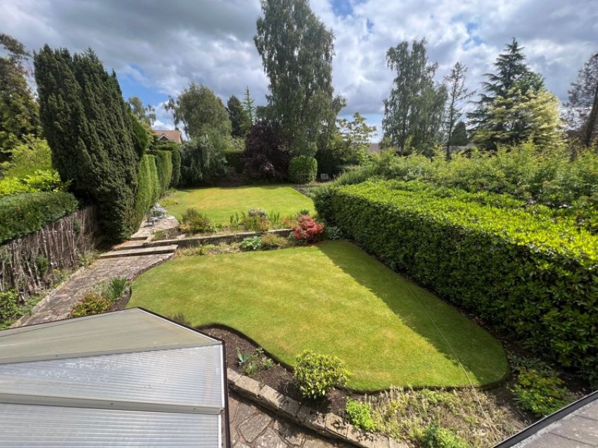 Images for London Road North, Poynton EAID:Richard Lowth BID:Richard Lowth & Co