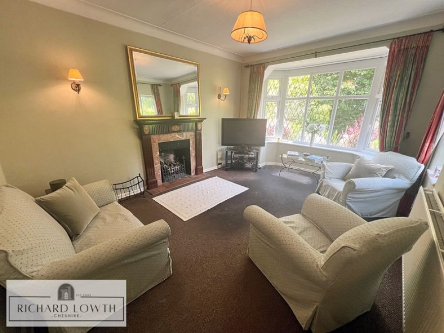 Images for London Road North, Poynton EAID:Richard Lowth BID:Richard Lowth & Co