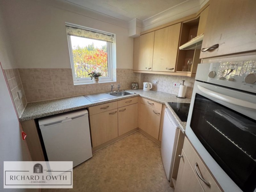 Images for Holland Court, Poynton EAID:Richard Lowth BID:Richard Lowth & Co