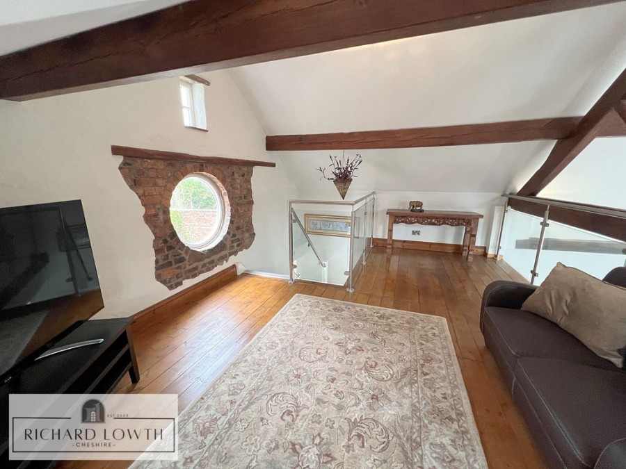 Images for Old Hall Lane, Woodford EAID:Richard Lowth BID:Richard Lowth & Co Estate Agents