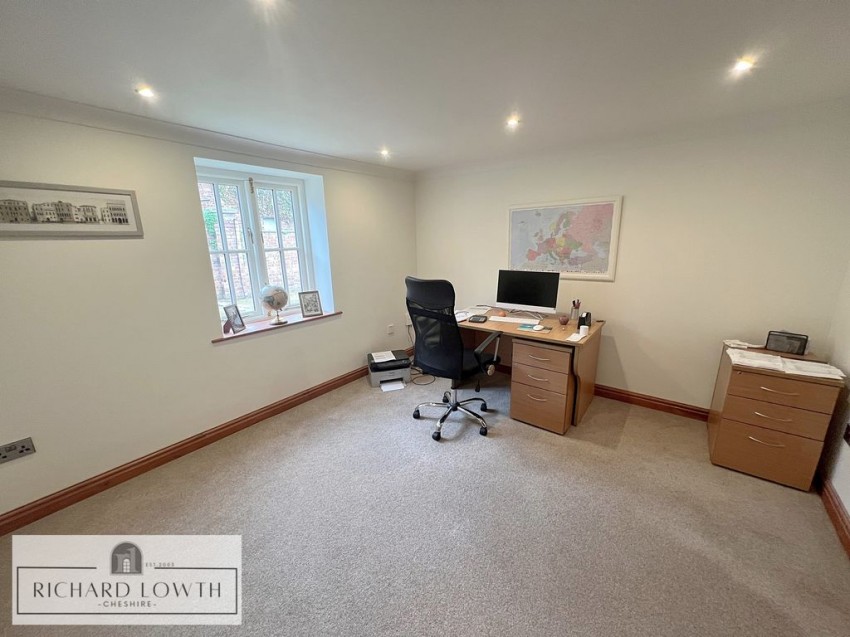 Images for Old Hall Lane, Woodford EAID:Richard Lowth BID:Richard Lowth & Co Estate Agents