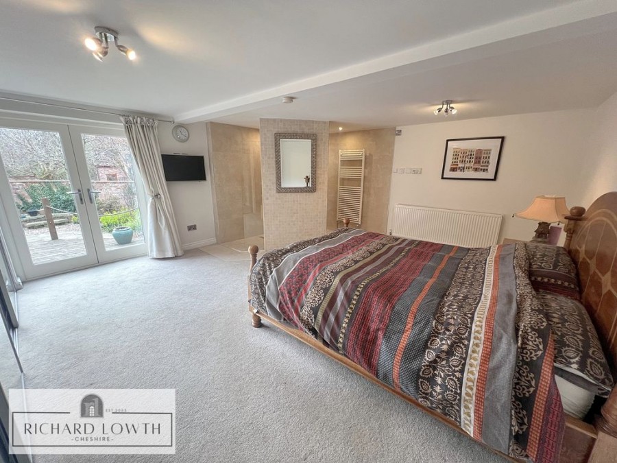 Images for Old Hall Lane, Woodford EAID:Richard Lowth BID:Richard Lowth & Co Estate Agents