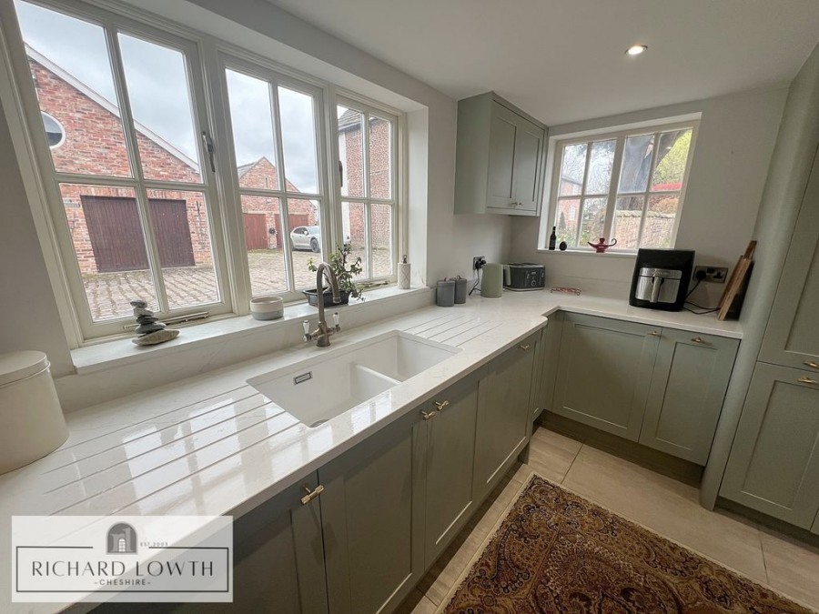 Images for Old Hall Lane, Woodford EAID:Richard Lowth BID:Richard Lowth & Co