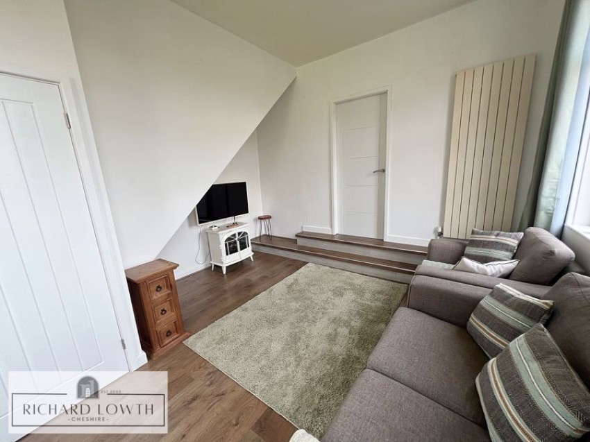 Images for Neville Street, Hazel Grove EAID:Richard Lowth BID:Richard Lowth & Co