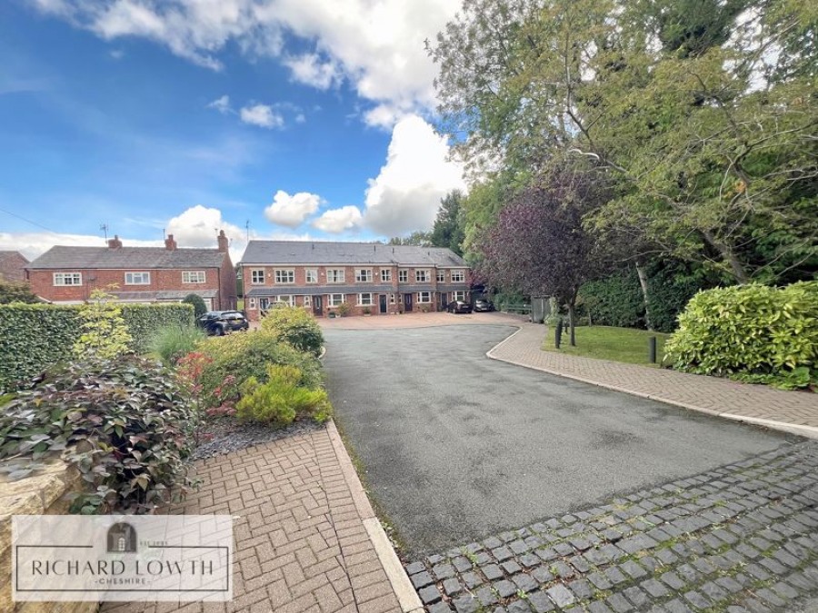 Images for Hockley Paddock, Park Lane, Poynton EAID:Richard Lowth BID:Richard Lowth & Co