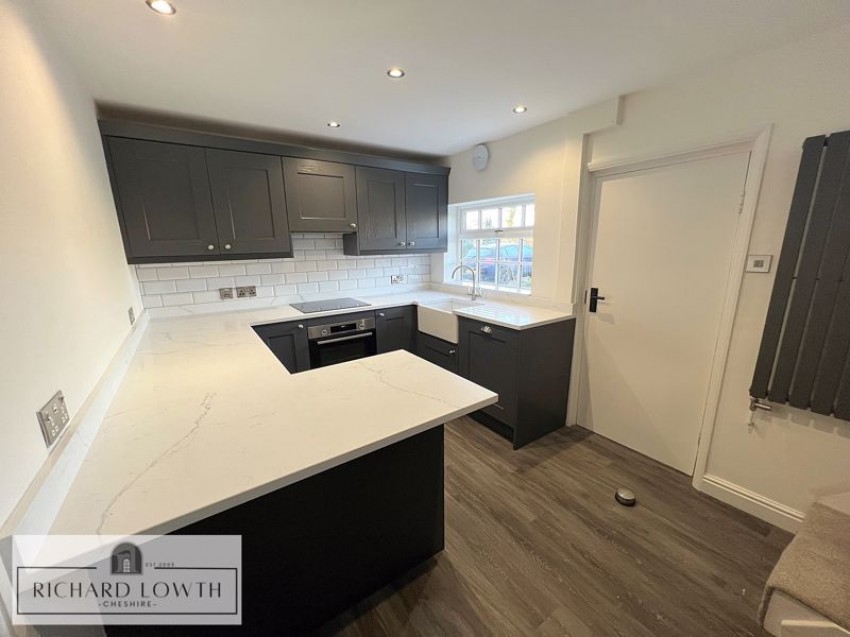 Images for Park Lane, Poynton EAID:Richard Lowth BID:Richard Lowth & Co Estate Agents