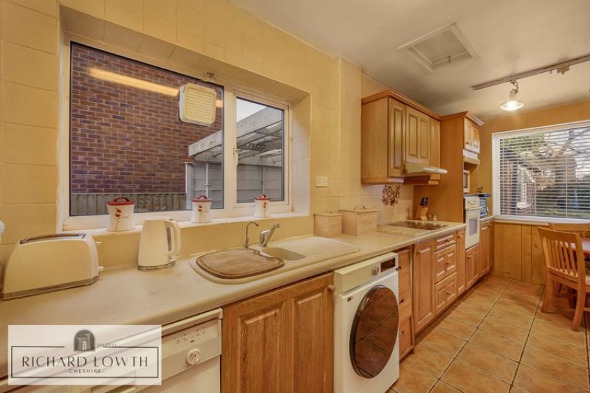 Images for Milton Drive, Poynton EAID:Richard Lowth BID:Richard Lowth & Co