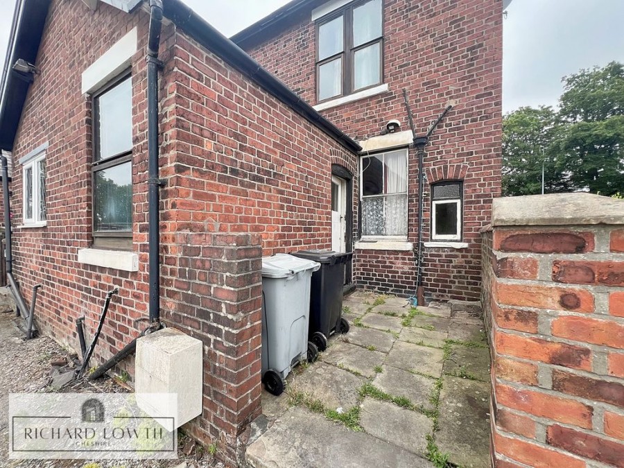 Images for London Road North, Poynton EAID:Richard Lowth BID:Richard Lowth & Co Estate Agents