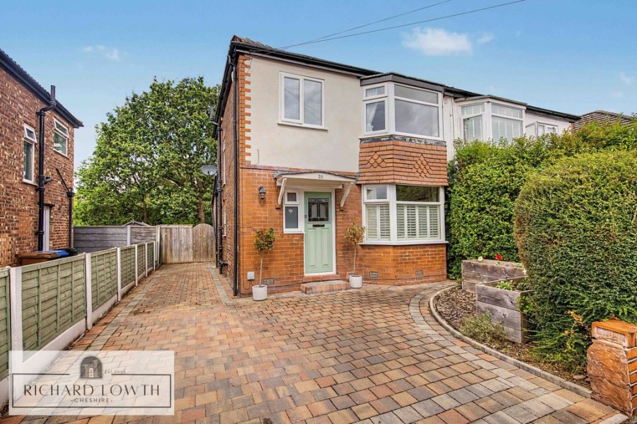 Images for The Circuit, Cheadle Hulme EAID:Richard Lowth BID:Richard Lowth & Co Estate Agents