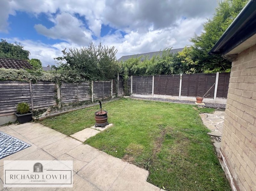 Images for Meadway, Poynton EAID:Richard Lowth BID:Richard Lowth & Co