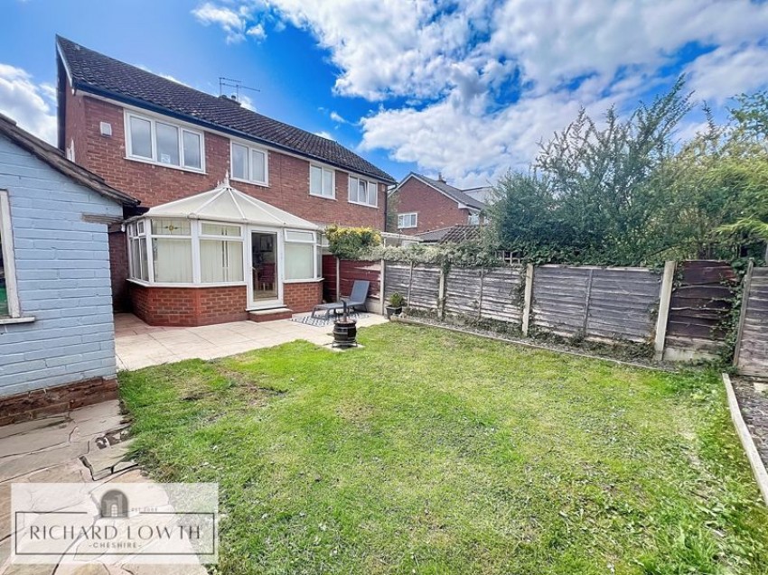 Images for Meadway, Poynton EAID:Richard Lowth BID:Richard Lowth & Co