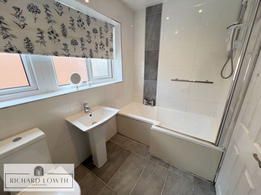 Images for Meadway, Poynton EAID:Richard Lowth BID:Richard Lowth & Co