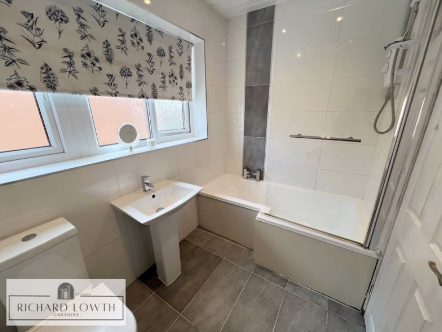 Images for Meadway, Poynton EAID:Richard Lowth BID:Richard Lowth & Co