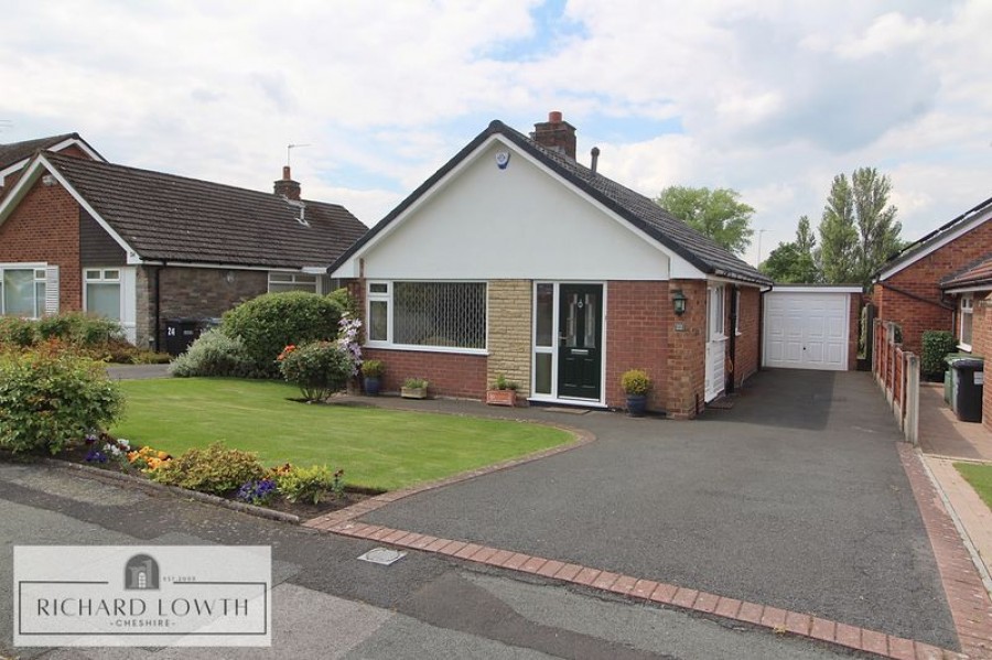 Images for Beech Crescent, Poynton EAID:Richard Lowth BID:Richard Lowth & Co Estate Agents