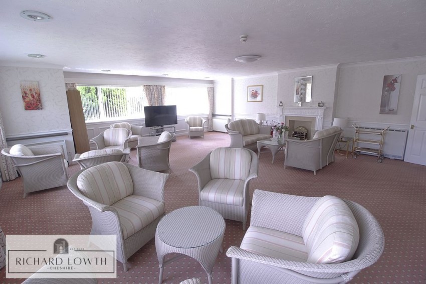Images for Cedarwood, Legh Close, Poynton EAID:Richard Lowth BID:Richard Lowth & Co