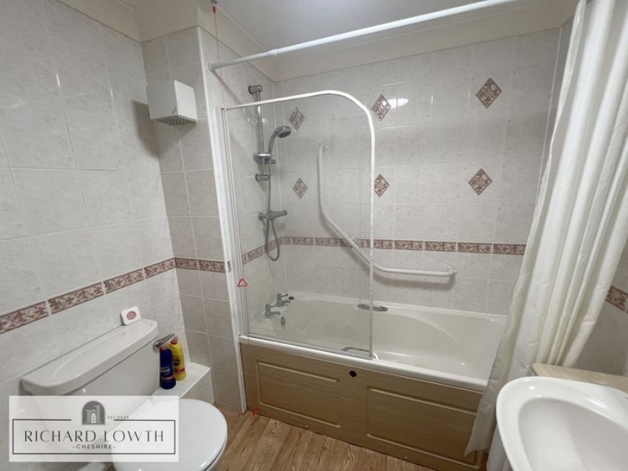 Images for Holland Court, Poynton EAID:Richard Lowth BID:Richard Lowth & Co Estate Agents
