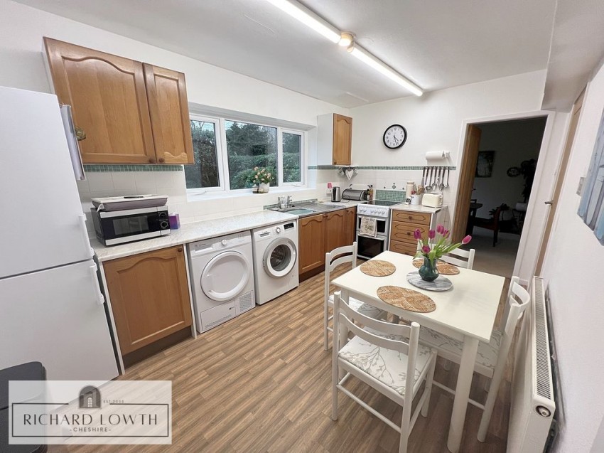 Images for Brookfield Avenue, Poynton EAID:Richard Lowth BID:Richard Lowth & Co