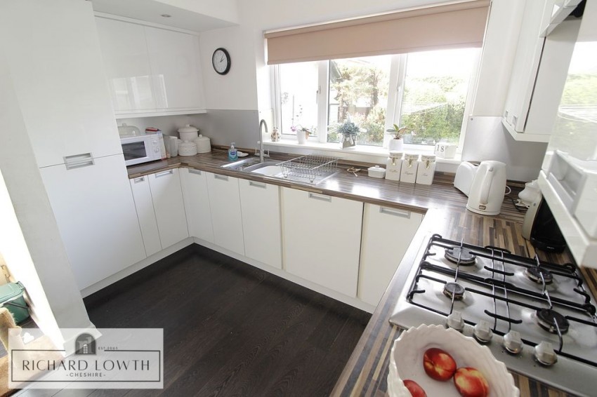 Images for Queensway, Poynton EAID:Richard Lowth BID:Richard Lowth & Co