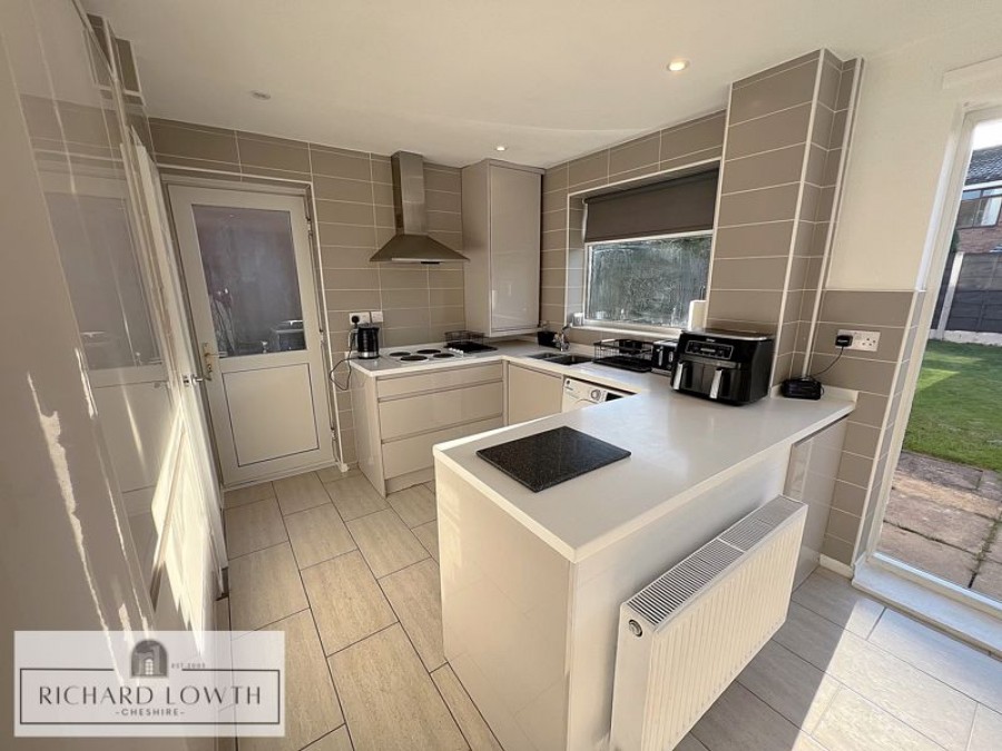 Images for Curzon Road, Poynton EAID:Richard Lowth BID:Richard Lowth & Co